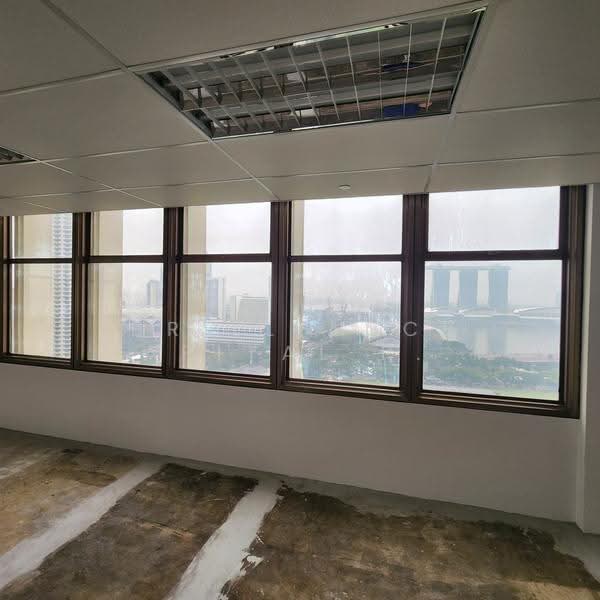 Peninsula Plaza, 111 North Bridge Road, City Hall / Clarke Quay, 2,175 sqft, Office For Rent, by CHEN TIANYI, 500277159 - CommercialGuru.com.sg