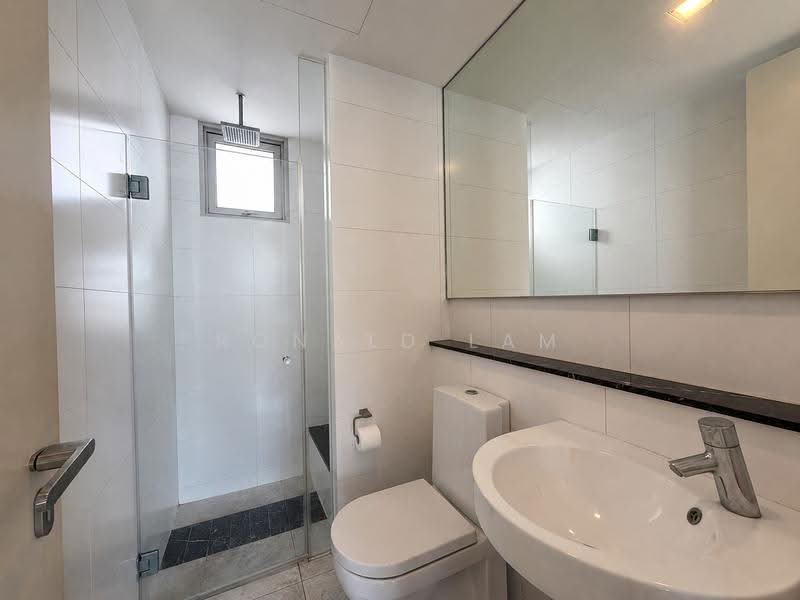 The Centris, 85 Jurong West Central 3, Boon Lay / Jurong / Tuas, 2 Bedrooms, 958 sqft, Apartment For Sale, by Ronald Lam, 500277161 - Bathroom - PropertyGuru.com.sg