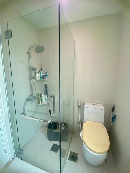Melrose Park, 91 Kellock Road, Tanglin / Holland / Bukit Timah, 3 Bedrooms, 1,345 sqft, Condominium For Rent, by Natalia Anggraini, 500277170 - Bathroom - PropertyGuru.com.sg