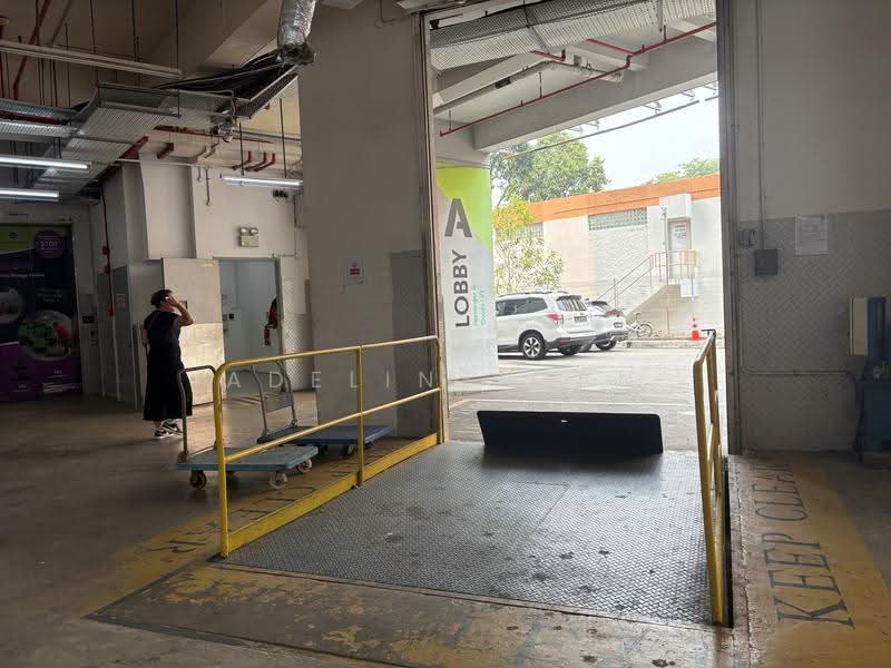 38 Ang Mo Kio Industrial Park 2, 38 Ang Mo Kio Industrial Park 2, Ang Mo Kio / Bishan / Thomson, 1,600 sqft, Light Industrial (B1) For Rent, by Adeline Gan, 500277171 - Lobby - CommercialGuru.com.sg
