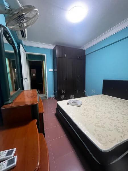 570 Ang Mo Kio Avenue 3, 570 Ang Mo Kio Avenue 3, Ang Mo Kio / Bishan / Thomson, 2 Bedrooms, 721 sqft, HDB Flat For Rent, by Baron Tan 陈鼎超, 500277172 - Bedroom - PropertyGuru.com.sg