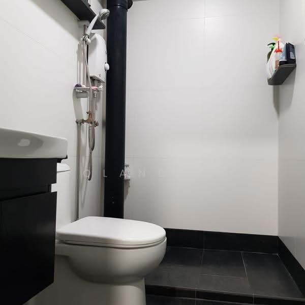 442 Fajar Road, 442 Fajar Road, Dairy Farm / Bukit Panjang / Choa Chu Kang, Room Rental, 150 sqft, HDB Flat For Rent, by Roland Tai, 500277173 - Bathroom - PropertyGuru.com.sg