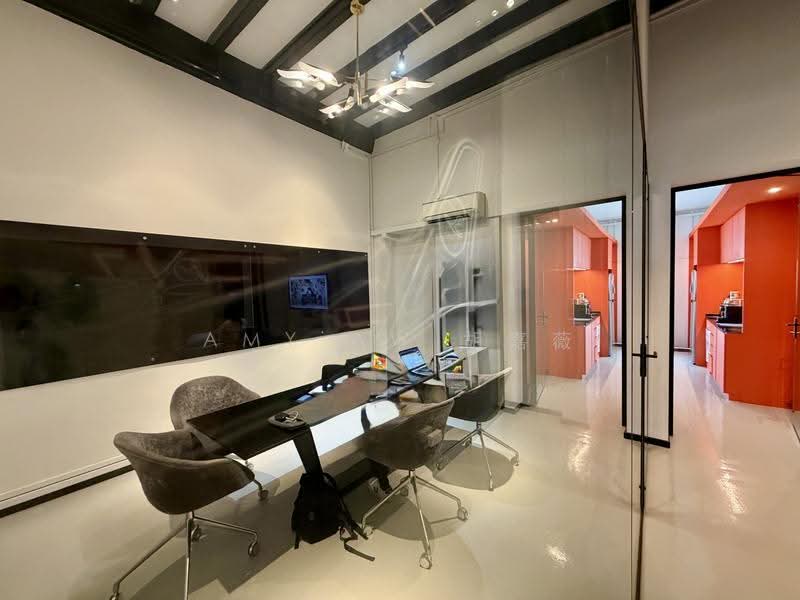 OUTRAM PARK MRT | Shophouse Office | 4 Minutes to MRT Station |, Outram Park MRT, Chinatown / Tanjong Pagar, 2,700 sqft, Office For Rent, by Amy Aw 胡嘉薇, 500277187 - CommercialGuru.com.sg