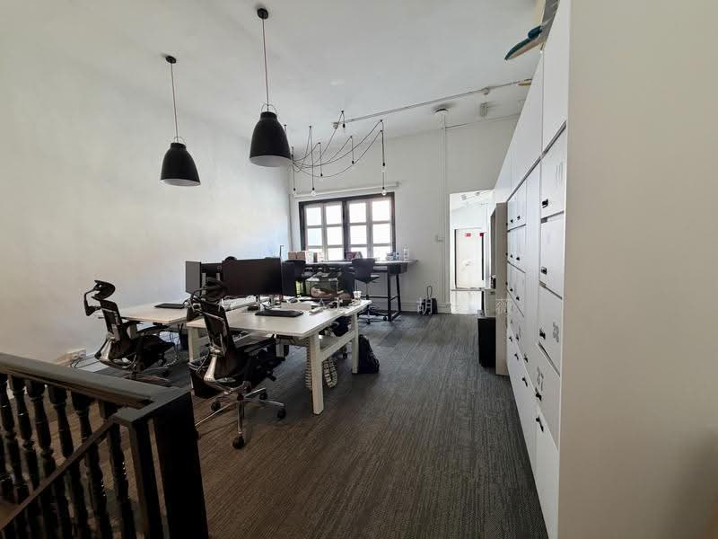 OUTRAM PARK MRT | Shophouse Office | 4 Minutes to MRT Station |, Outram Park MRT, Chinatown / Tanjong Pagar, 2,700 sqft, Office For Rent, by Amy Aw 胡嘉薇, 500277187 - CommercialGuru.com.sg