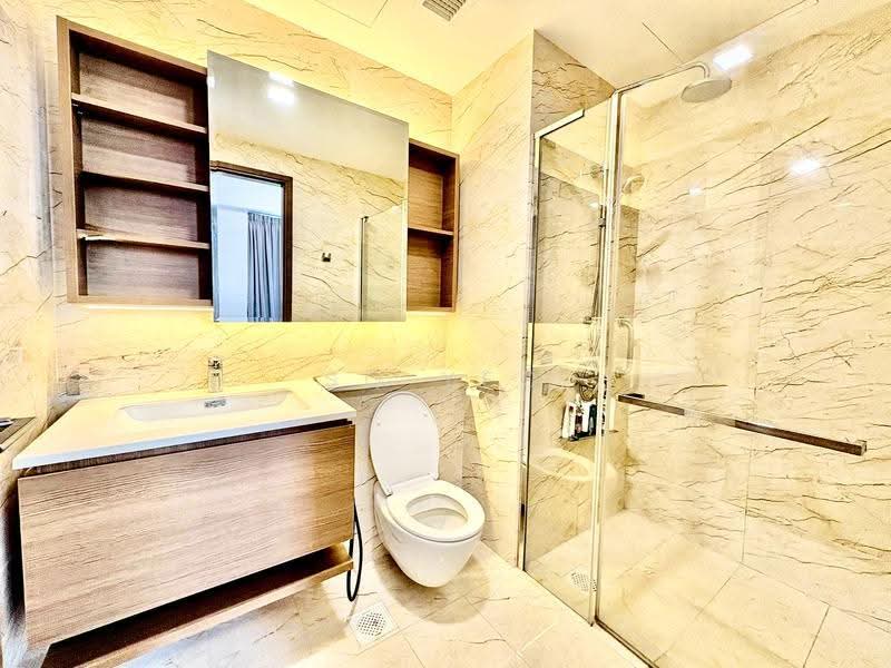 Queens Peak, 1 Dundee Road, Alexandra / Commonwealth, 1 Bedroom, 431 sqft, Condominium For Sale, by SQ Yeo, 500277192 - Bathroom - PropertyGuru.com.sg