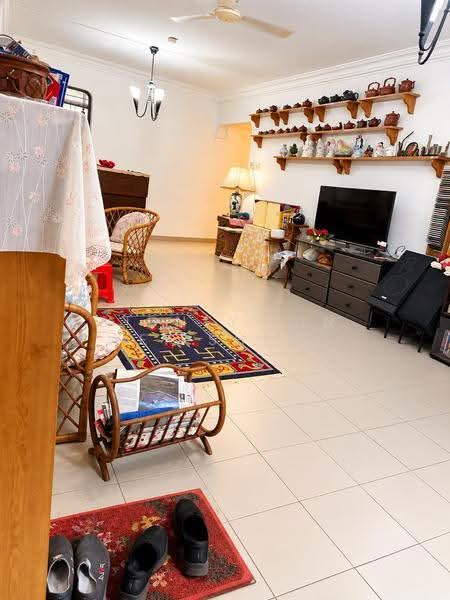 839 Yishun Street 81, 839 Yishun Street 81, Sembawang / Yishun, 2 Bedrooms, 800 sqft, HDB Flat For Rent, by Sidney Lin Wei Sheng, 500277210 - Living Room - PropertyGuru.com.sg