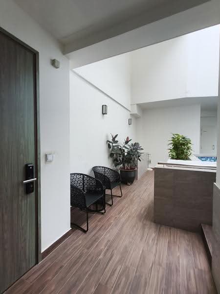 Queens Peak, 1 Dundee Road, Alexandra / Commonwealth, 4 Bedrooms, 4,715 sqft, Condominium For Sale, by Ong Chwee Puan, 500277214 - Interior - PropertyGuru.com.sg