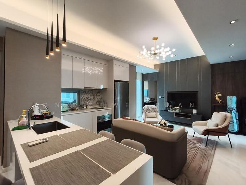 Queens Peak, 1 Dundee Road, Alexandra / Commonwealth, 4 Bedrooms, 4,715 sqft, Condominium For Sale, by Ong Chwee Puan, 500277214 - Living Room - PropertyGuru.com.sg