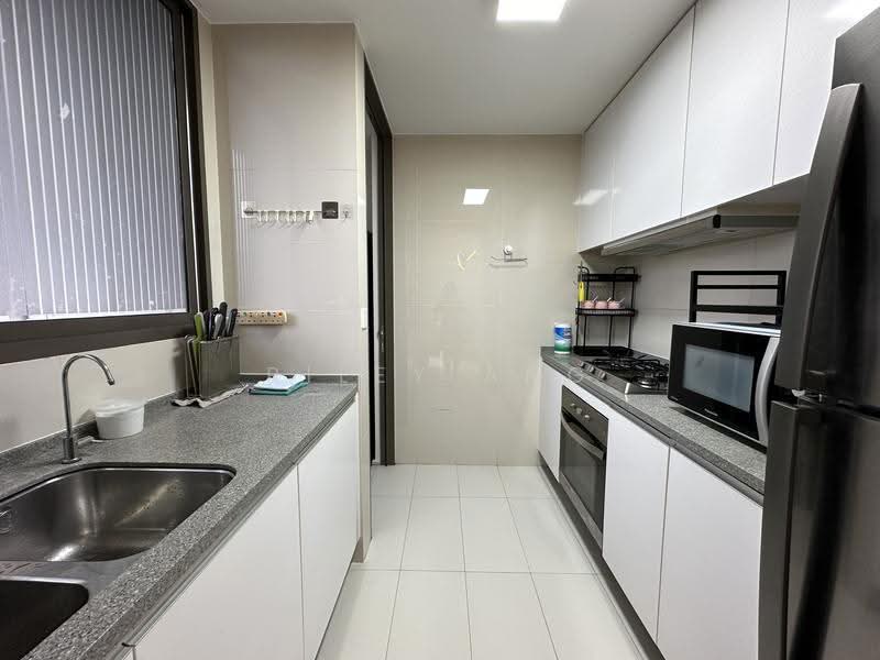 Kovan Regency, 38 Kovan Rise, Hougang / Punggol / Sengkang, Room Rental, 100 sqft, Condominium For Rent, by Riley Ang, 500277216 - Kitchen - PropertyGuru.com.sg