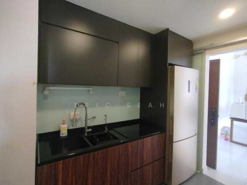 Harbour View Towers, 21 Telok Blangah Drive, Harbourfront / Telok Blangah, 2 Bedrooms, 797 sqft, Condominium For Sale, by Eric Seah, 500277221 - Kitchen - PropertyGuru.com.sg
