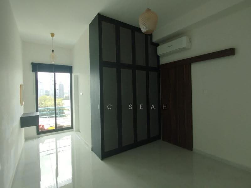 Harbour View Towers, 21 Telok Blangah Drive, Harbourfront / Telok Blangah, 2 Bedrooms, 797 sqft, Condominium For Sale, by Eric Seah, 500277221 - Bedroom - PropertyGuru.com.sg