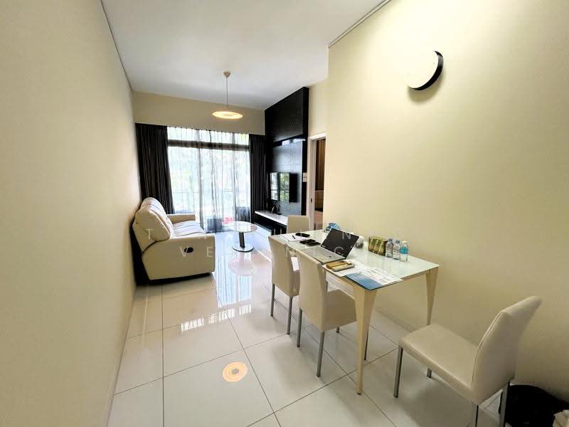 The Cascadia, 945 Bukit Timah Road, Clementi Park / Upper Bukit Timah, 1 Bedroom, 571 sqft, Condominium For Sale, by Tan Hui Neo Veronica, 500277228 - Living Room - PropertyGuru.com.sg