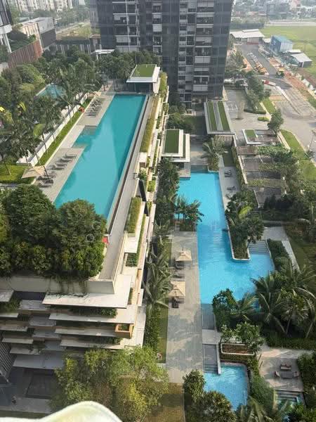 Midwood, 8 Hillview Rise, Dairy Farm / Bukit Panjang / Choa Chu Kang, 2 Bedrooms, 700 sqft, Condominium For Rent, by Gweneth Ong 王美銮, 500277231 - Exterior - PropertyGuru.com.sg