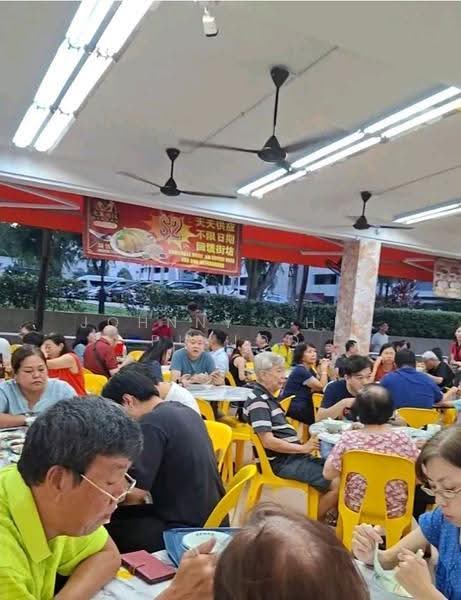 Coffeeshop (Bedok). 24 Hours. Famous. Renovated. Big ORA., Bedok / Upper East Coast, 4,229 sqft, Food & Beverage For Sale, by Johnny Chia Pu Joo, 500277272 - CommercialGuru.com.sg