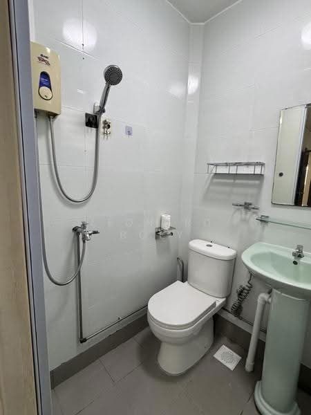321 Bukit Batok Street 33, 321 Bukit Batok Street 33, Dairy Farm / Bukit Panjang / Choa Chu Kang, 1 Bedroom, 731 sqft, HDB Flat For Rent, by Leonard Boey, 500277273 - Bathroom - PropertyGuru.com.sg