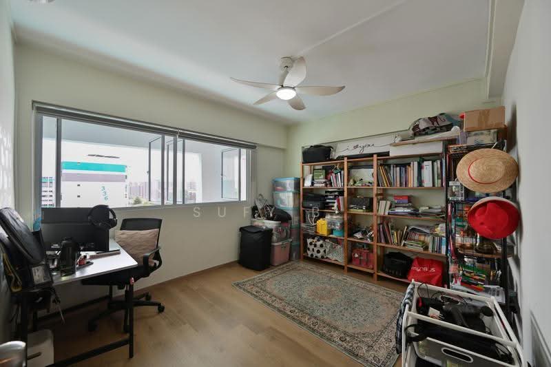 337 Jurong East Avenue 1, 337 Jurong East Avenue 1, Boon Lay / Jurong / Tuas, 3 Bedrooms, 1,604 sqft, HDB Flat For Sale, by Sufy B., 500277292 - Common Bedroom - PropertyGuru.com.sg