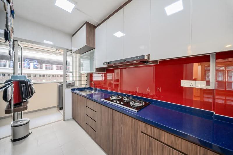 217C Compassvale Drive, 217C Compassvale Drive, Hougang / Punggol / Sengkang, 3 Bedrooms, 990 sqft, HDB Flat For Sale, by Rachel Tan, 500277298 - Kitchen - PropertyGuru.com.sg
