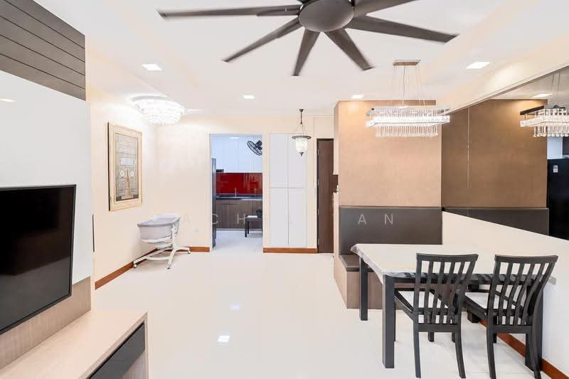 217C Compassvale Drive, 217C Compassvale Drive, Hougang / Punggol / Sengkang, 3 Bedrooms, 990 sqft, HDB Flat For Sale, by Rachel Tan, 500277298 - Living Room - PropertyGuru.com.sg