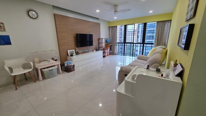 Pinevale, 4 Tampines Street 73, Pasir Ris / Tampines, 3 Bedrooms, 1,292 sqft, Condominium For Sale, by Jessica Liang, 500277300 - Living Room - PropertyGuru.com.sg