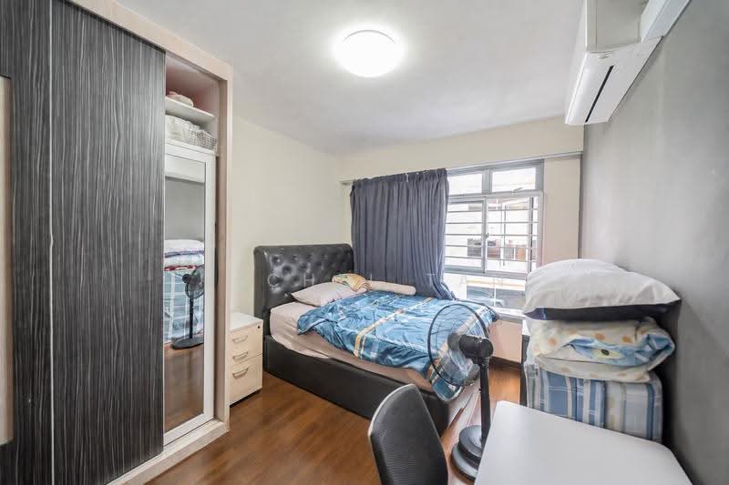 682A Edgefield Plains, , 2 Bedrooms, 732 sqft, HDB Flat For Sale, by Rachel Tan, 500277304 - Bedroom - PropertyGuru.com.sg
