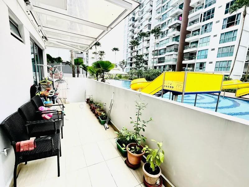 A Treasure Trove, 58 Punggol Walk, Hougang / Punggol / Sengkang, 2 Bedrooms, 1,001 sqft, Condominium For Sale, by Chinn Ko, 500277326 - Balcony - PropertyGuru.com.sg
