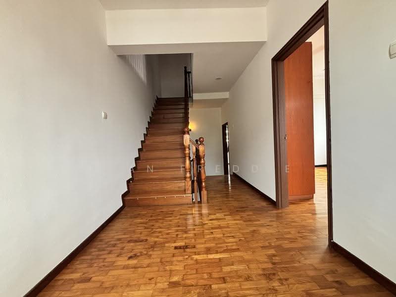 3 Storey Corner Terrace 6Rooms & 4Baths for Rent @ Old Toh Tuck Rd, Highgate Crescent, Clementi Park / Upper Bukit Timah, 6 Bedrooms, 3,154 sqft, Corner Terrace For Rent, by Fuan Freddie, 500277327 - Interior - PropertyGuru.com.sg