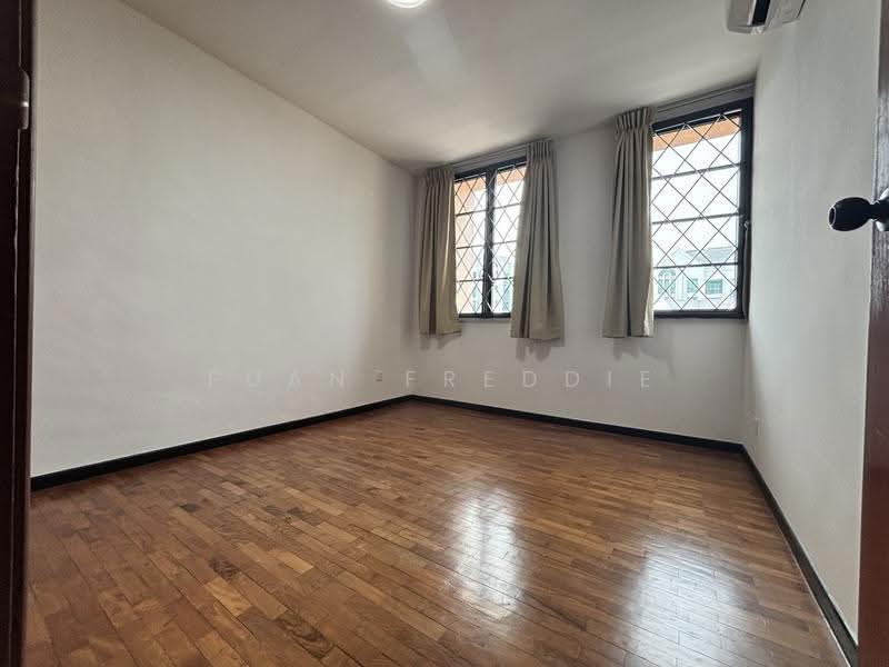 3 Storey Corner Terrace 6Rooms & 4Baths for Rent @ Old Toh Tuck Rd, Highgate Crescent, Clementi Park / Upper Bukit Timah, 6 Bedrooms, 3,154 sqft, Corner Terrace For Rent, by Fuan Freddie, 500277327 - Interior - PropertyGuru.com.sg
