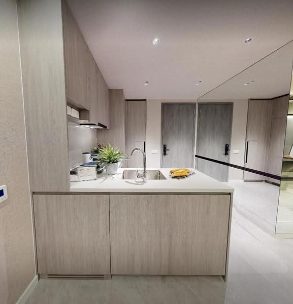 The LakeGarden Residences, 82 Yuan Ching Road, Boon Lay / Jurong / Tuas, 2 Bedrooms, 775 sqft, Condominium For Sale, by Sky Sek, 500277345 - Kitchen - PropertyGuru.com.sg
