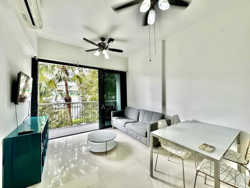 d'Leedon (Former Farrer Court), 11 Leedon Heights, Tanglin / Holland / Bukit Timah, 1 Bedroom, 592 sqft, Condominium For Sale, by Jean Koh, 500277350 - Living Room - PropertyGuru.com.sg
