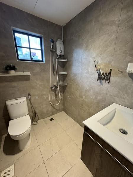 Parc Vera, 2 Hougang Street 32, Hougang / Punggol / Sengkang, 4 Bedrooms, 1,550 sqft, Condominium For Sale, by Jayden Peh, 500277362 - Bathroom - PropertyGuru.com.sg