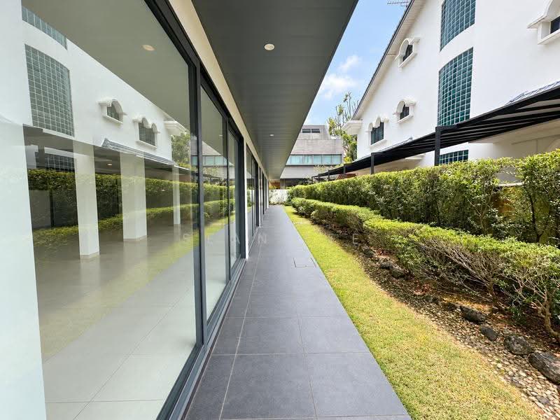 Margoliouth road, Tanglin / Holland / Bukit Timah, 5 Bedrooms, 6,700 sqft, Detached House For Rent, by Sean Lee, 500277365 - Exterior - PropertyGuru.com.sg