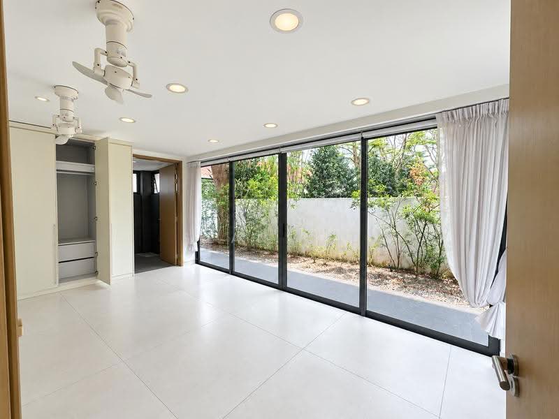 Margoliouth road, Tanglin / Holland / Bukit Timah, 5 Bedrooms, 6,700 sqft, Detached House For Rent, by Sean Lee, 500277365 - Bedroom - PropertyGuru.com.sg