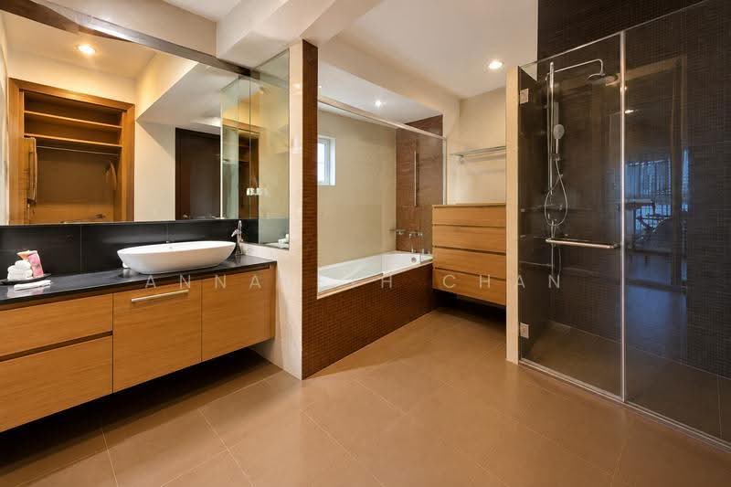Villa Verde, Verde Grove, Dairy Farm / Bukit Panjang / Choa Chu Kang, 5 Bedrooms, 2,600 sqft, Terraced House For Sale, by Annabeth Chan, 500277369 - Bathroom - PropertyGuru.com.sg