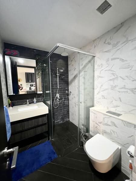 Mayfair Modern, 6 Rifle Range Road, Clementi Park / Upper Bukit Timah, 1 Bedroom, 517 sqft, Condominium For Sale, by JJ Chong 钟佳杰, 500277370 - Bathroom - PropertyGuru.com.sg
