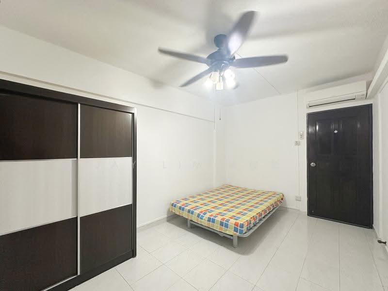 15 Teck Whye Lane, 15 Teck Whye Lane, Dairy Farm / Bukit Panjang / Choa Chu Kang, 2 Bedrooms, 740 sqft, HDB Flat For Rent, by Jay Lim 林俊哲, 500277392 - Bedroom - PropertyGuru.com.sg