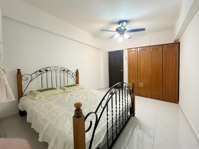 15 Teck Whye Lane, 15 Teck Whye Lane, Dairy Farm / Bukit Panjang / Choa Chu Kang, 2 Bedrooms, 740 sqft, HDB Flat For Rent, by Jay Lim 林俊哲, 500277392 - Bedroom - PropertyGuru.com.sg
