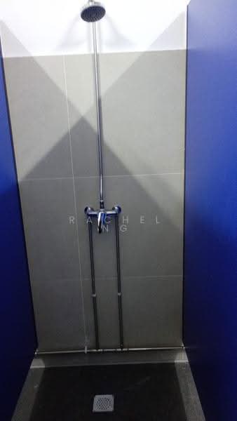 CHEAP Dormitory at Tai Seng area, Shaw road Joo seng tai seng burn road Playfair, Macpherson / Potong Pasir, 500 sqft, Dormitory For Rent, by Rachel ng, 500277404 - Bathroom - CommercialGuru.com.sg