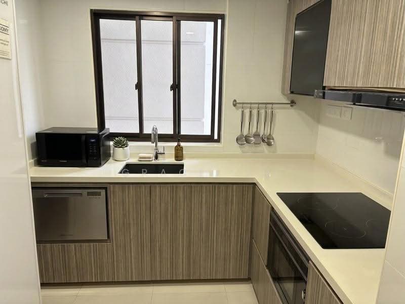 The Mayfair, 1 Jurong East Street 32, Boon Lay / Jurong / Tuas, 3 Bedrooms, 1,227 sqft, Condominium For Rent, by Grace Liu, 500277413 - Kitchen - PropertyGuru.com.sg