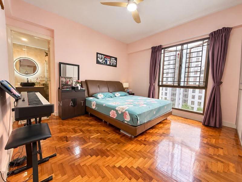 Parkview Apartments, 5 Bukit Batok Street 25, Dairy Farm / Bukit Panjang / Choa Chu Kang, 2 Bedrooms, 980 sqft, Apartment For Sale, by Nathan Wang, 500277415 - Bedroom - PropertyGuru.com.sg