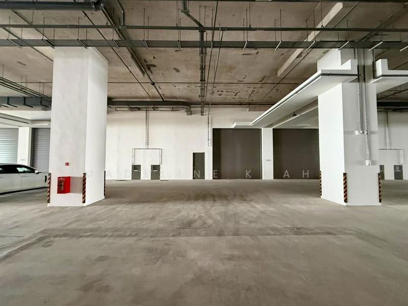 Food Ascent, 45 Tuas South Avenue 1, Boon Lay / Jurong / Tuas, 2,260 sqft, Factory / Workshop (B2) For Rent, by Madeline Kuah, 500277416 - Car Park - CommercialGuru.com.sg