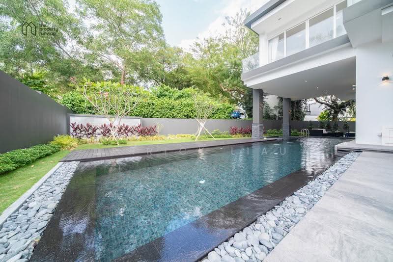 Modern 3.5 Storey Freehold Semi-D with Swimming Pool Near Bayshore MRT within Lucky Heights Estate, Bedok / Upper East Coast, 7 Bedrooms, 6,067 sqft, Detached House For Rent, by Derrick Liau, 500277428 - Exterior - PropertyGuru.com.sg