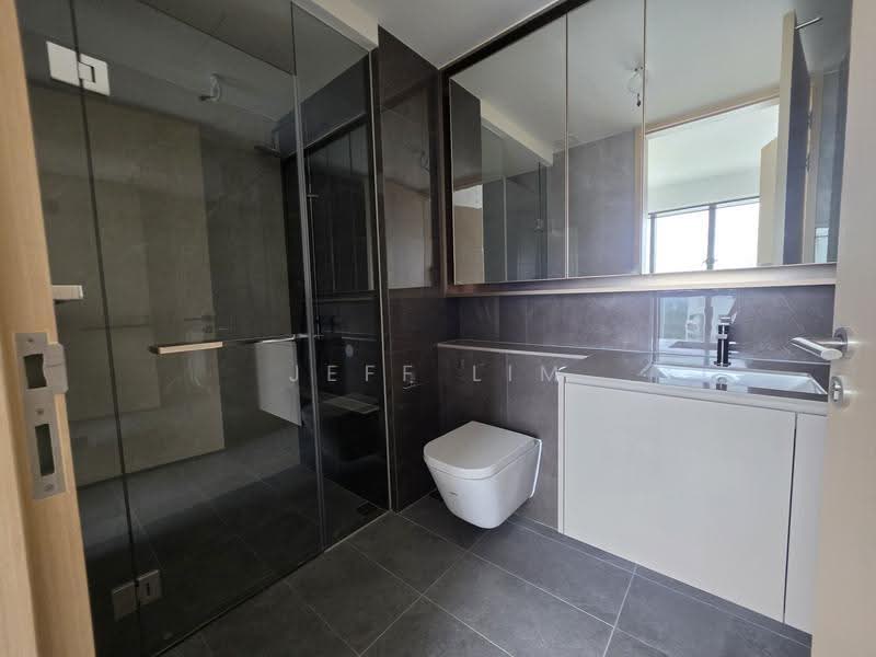 Pinetree Hill, 30 Pine Grove, Clementi Park / Upper Bukit Timah, 2 Bedrooms, 797 sqft, Condominium For Rent, by Jeff Lim, 500277434 - Bathroom - PropertyGuru.com.sg