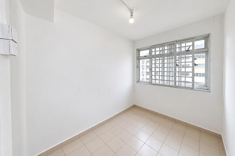 23B Queen's Close, 23B Queen's Close, Alexandra / Commonwealth, 3 Bedrooms, 1,119 sqft, HDB Flat For Sale, by Alex Lee, 500277451 - Utility Room - PropertyGuru.com.sg