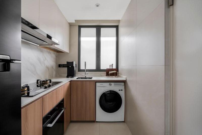 Hedges Park Condominium, 71 Flora Drive, Changi Airport / Changi Village, 2 Bedrooms, 764 sqft, Condominium For Sale, by Kal Ong, 500277453 - Kitchen - PropertyGuru.com.sg