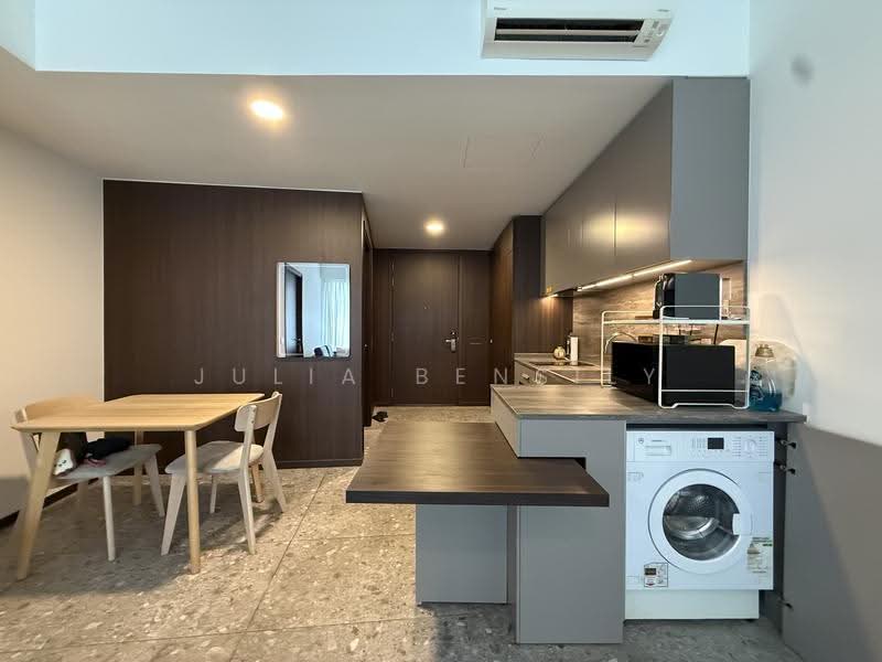 One Pearl Bank, 1 Pearl Bank, Alexandra / Commonwealth, 1 Bedroom, 570 sqft, Condominium For Sale, by Julia Bensily, 500277469 - Kitchen - PropertyGuru.com.sg