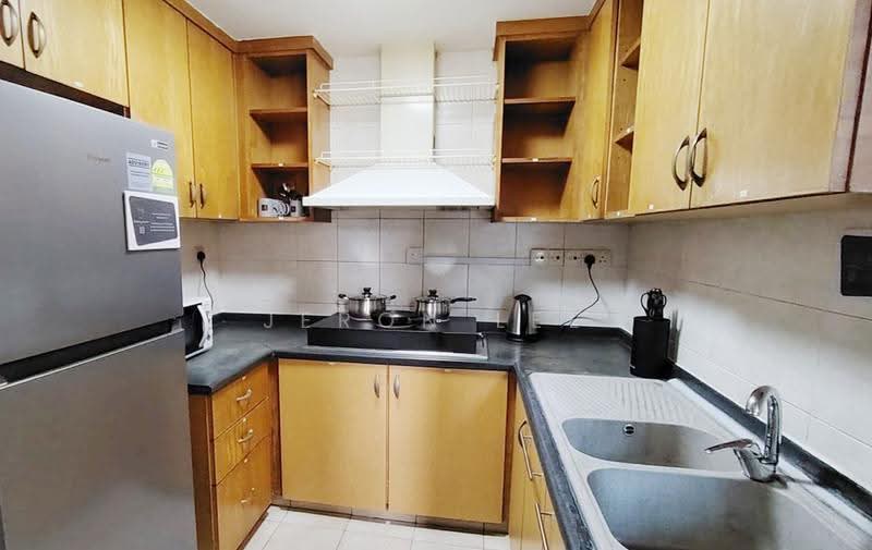 Tanglin View, 156 Prince Charles Crescent, Alexandra / Commonwealth, Room Rental, 165 sqft, Condominium For Rent, by Jeron Lee, 500277470 - Kitchen - PropertyGuru.com.sg