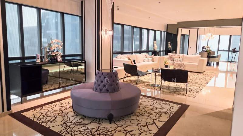 1 Min walk to Shenton Way MRT! Landed Living ABOVE the City, Undervalued, Rare, Luxurious, Boat Quay / Raffles Place / Marina, 4 Bedrooms, 6,674 sqft, Condominium For Sale, by Amanda Chan, 500277472 - Living Room - PropertyGuru.com.sg