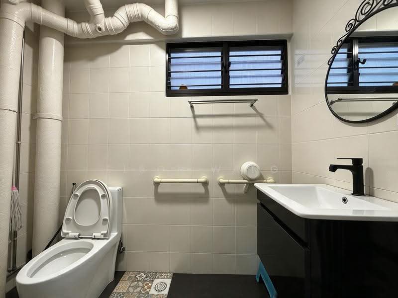 510 Bukit Batok Street 52, 510 Bukit Batok Street 52, Dairy Farm / Bukit Panjang / Choa Chu Kang, 3 Bedrooms, 1,313 sqft, HDB Flat For Sale, by Elson Wang, 500277473 - Bathroom - PropertyGuru.com.sg