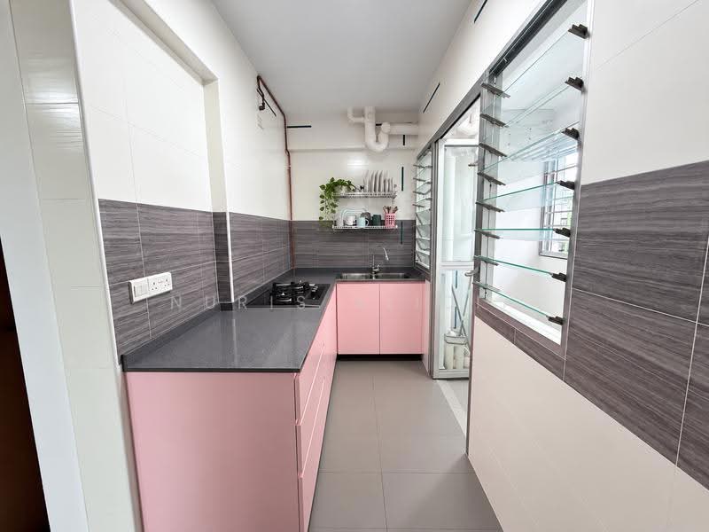 185B Woodlands Street 13, 185B Woodlands Street 13, Admiralty / Woodlands, 2 Bedrooms, 732 sqft, HDB Flat For Rent, by Nuris Alicia, 500277475 - Kitchen - PropertyGuru.com.sg