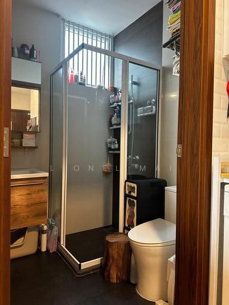 Prestige Loft, 286 Telok Kurau Road, East Coast / Marine Parade, Studio, 366 sqft, Apartment For Sale, by Lionel Mai, 500277476 - Bathroom - PropertyGuru.com.sg